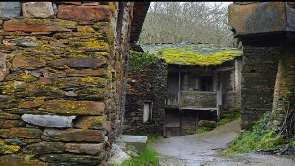 los-5-pueblos-abandonados-de-galicia-que-tienes-que-visitar-2